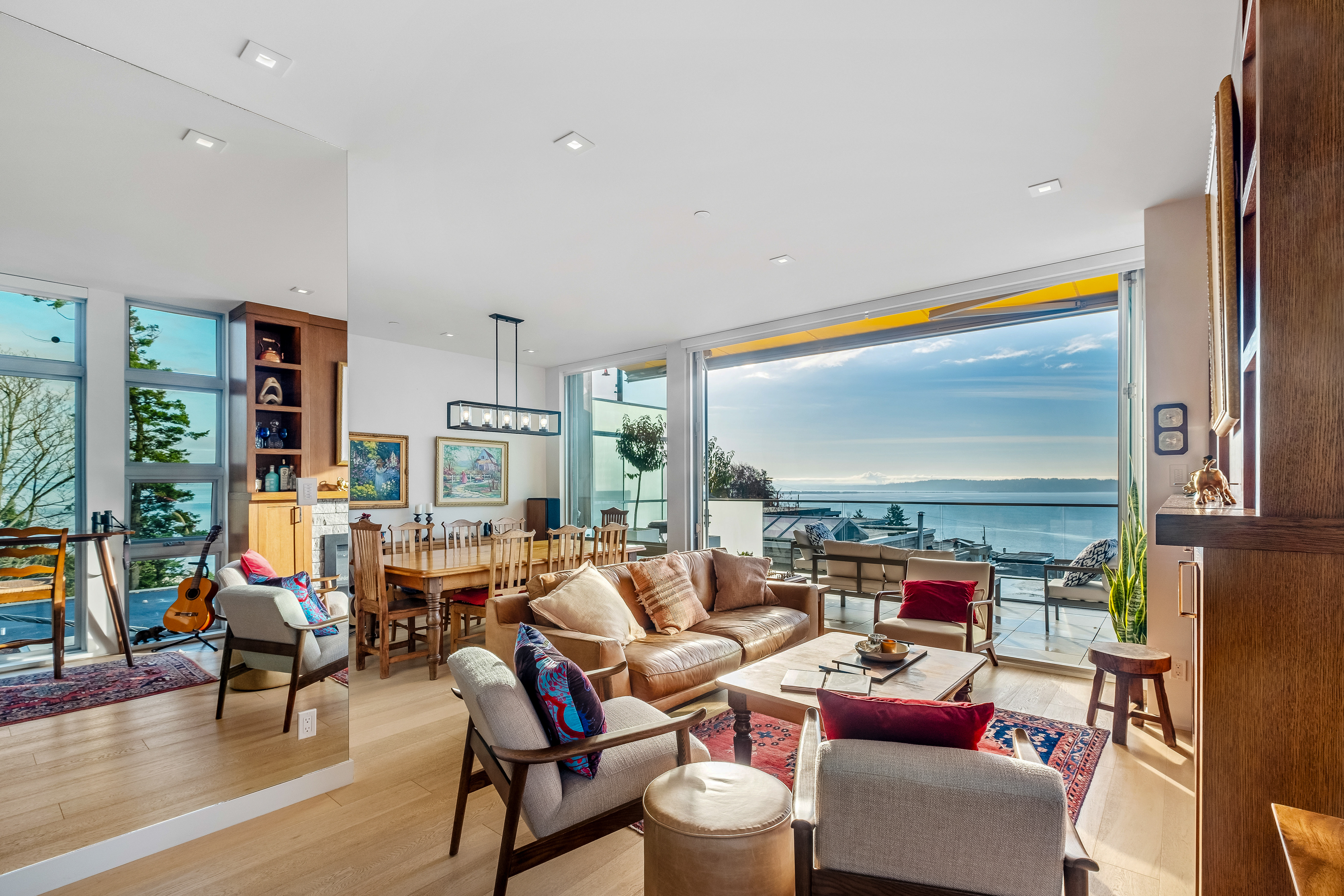 15046 Buena Vista Avenue